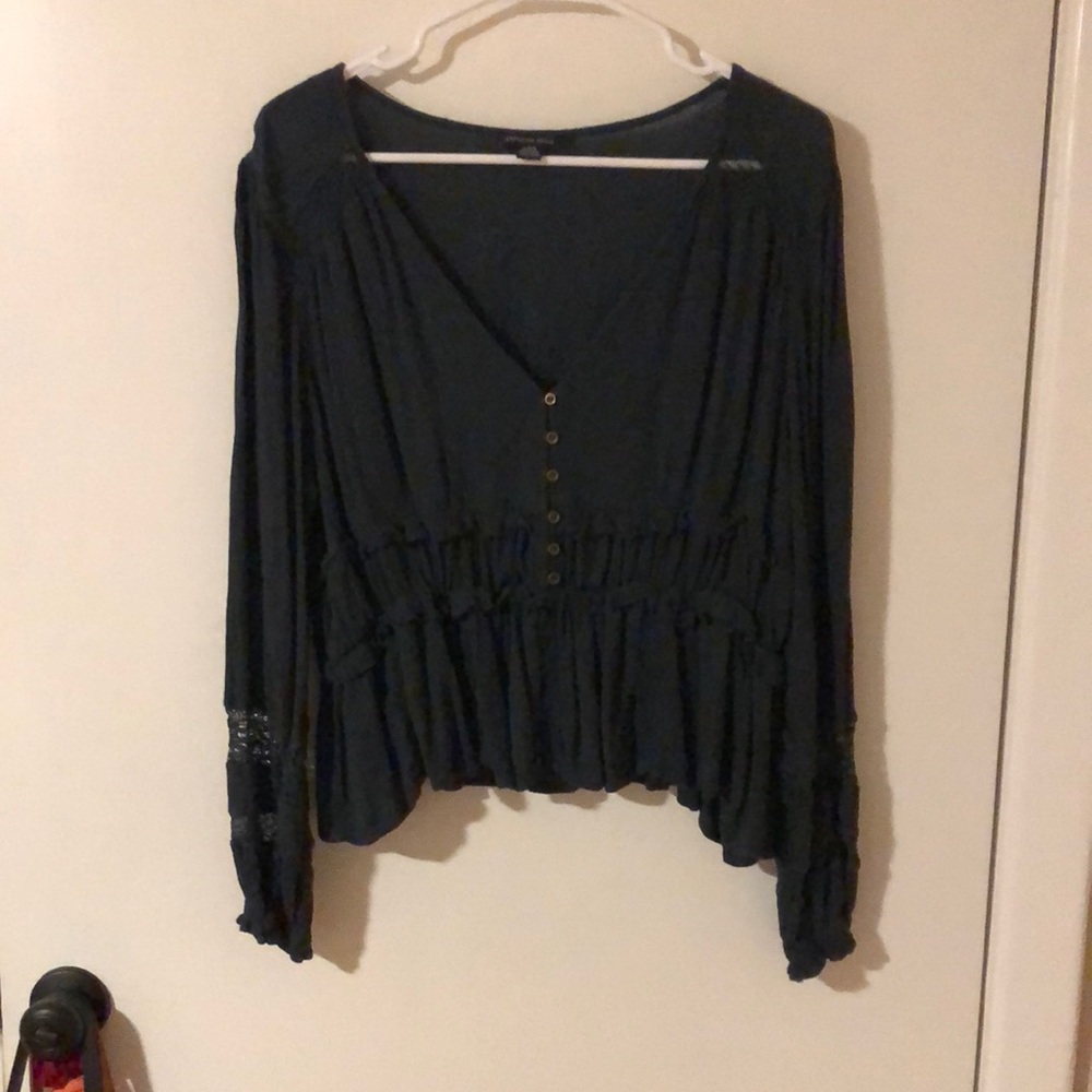 American Eagle green top